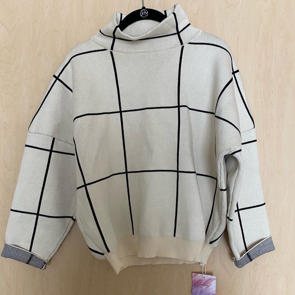 Grid Turtleneck Sweater - Picture 4 of 5